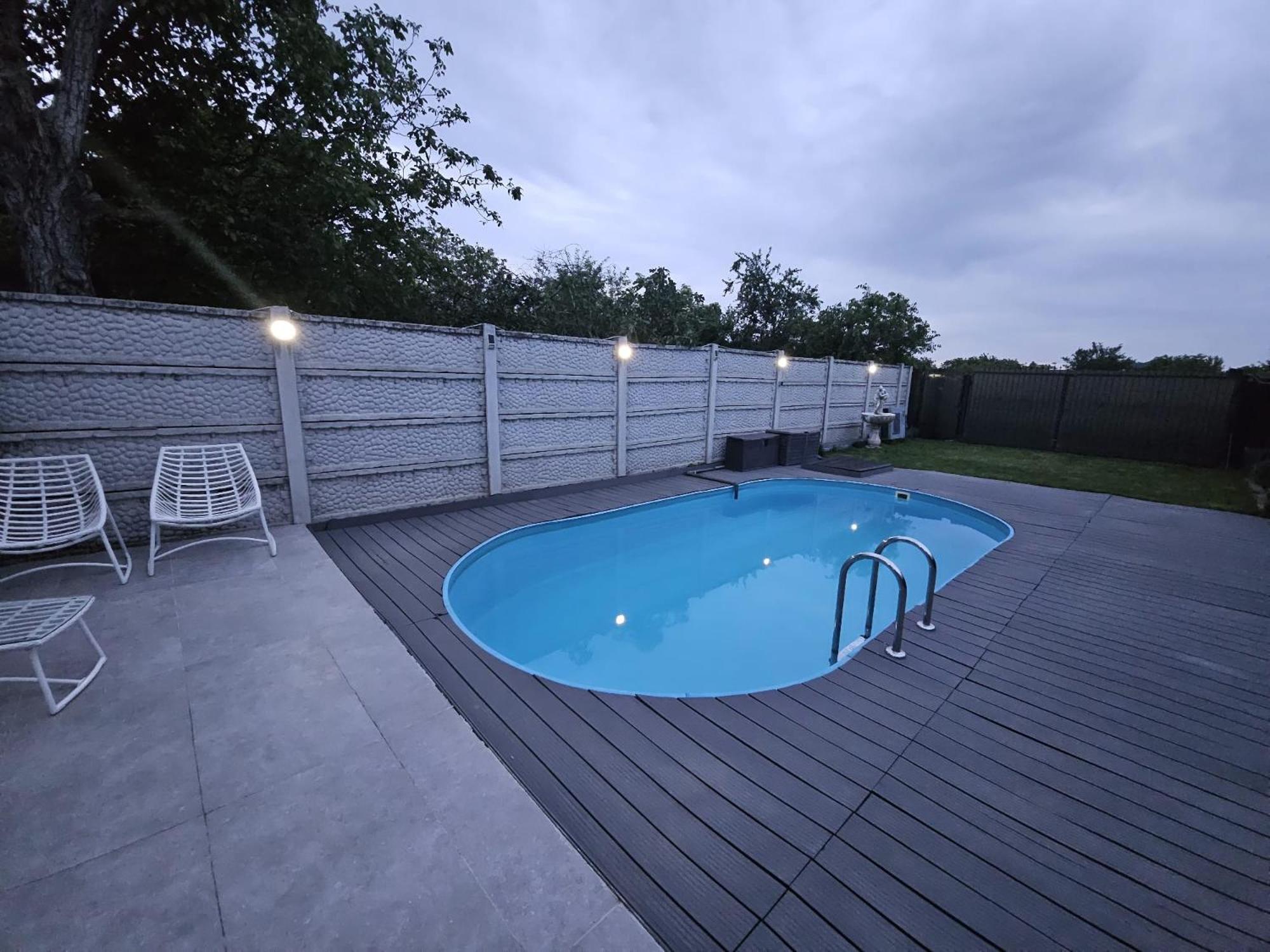 Morii Lake Pool Villa Bucureşti Exterior foto
